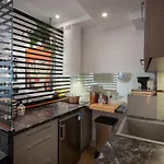 Apartament 'hedonist' *