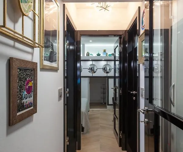 'hedonist' * Makarska