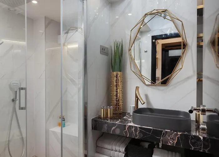 Apartman 'hedonist' *